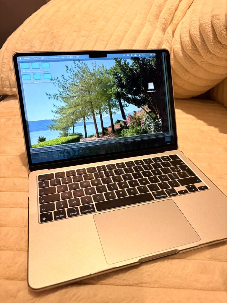 MacBook Air M2 (2022) – Écran partiellement fissuré, Computers en Software, Apple Macbooks, Ophalen of Verzenden, Gebruikt, 13 inch