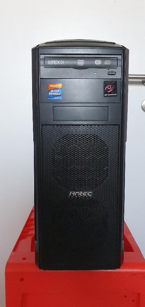 PC kast Antec, Computers en Software, Computerbehuizingen, Ophalen, Gebruikt
