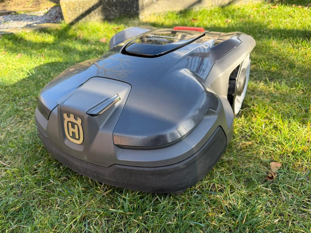 🤖🌱 Husqvarna Automower 415X – Premium X-Line 1500 m², Ophalen of Verzenden, Zo goed als nieuw, 20 tot 25 cm, Bestuurbaar via app