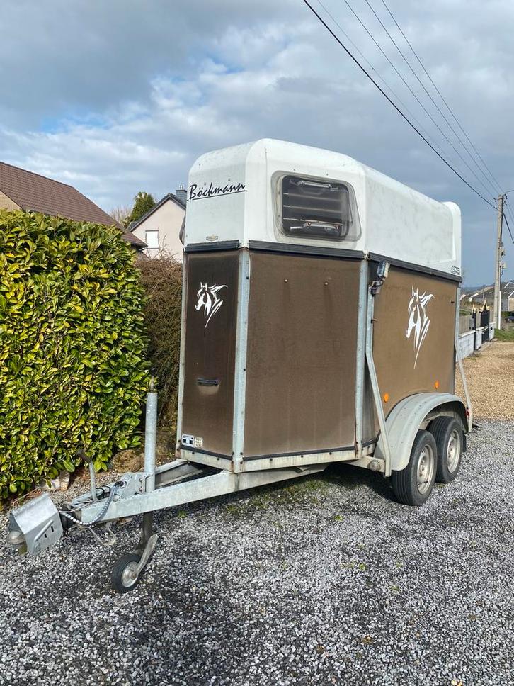 Van Bockmann uno 1,5 (prix négociable), Animaux & Accessoires, Chevaux & Poneys | Semi-remorques & Remorques, Utilisé, Remorque 1½ cheval