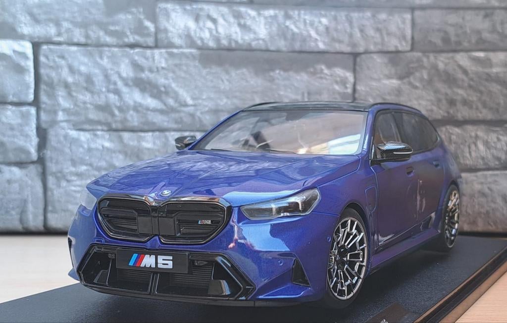 Bmw M5 Touring 1:18éme, Enlèvement ou Envoi, Solido, Voiture, Solido