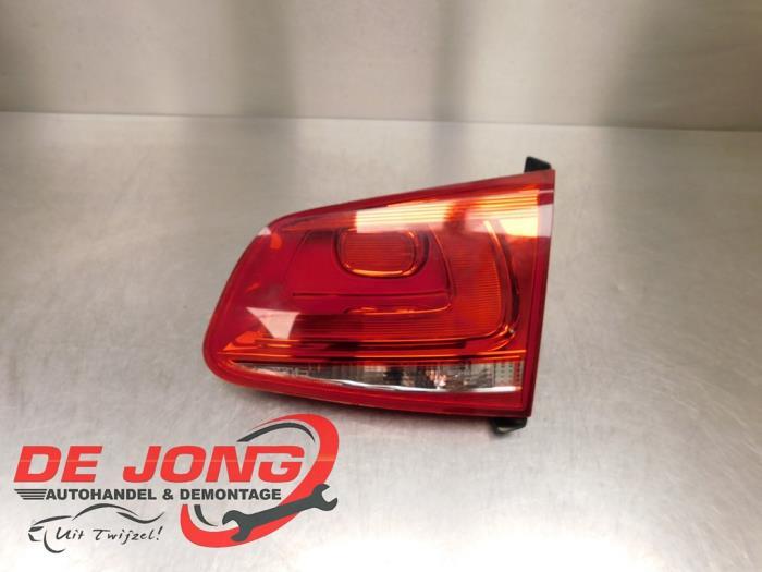 Feu arrière droit d'un Volkswagen Touareg, Volkswagen, -, 3 mois de garantie, Utilisé