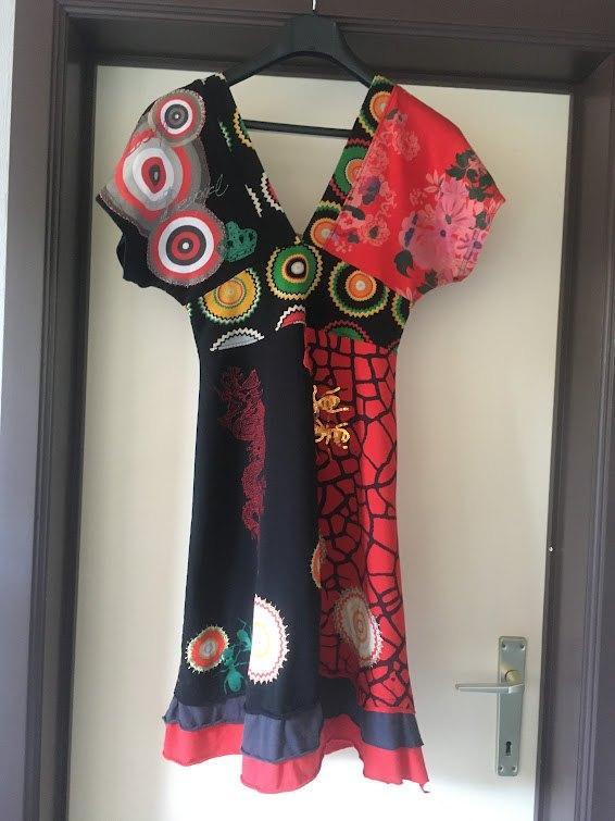 Desigual zomerse jurk met mieren print maat medium, Kleding | Dames, Jurken, Ophalen of Verzenden