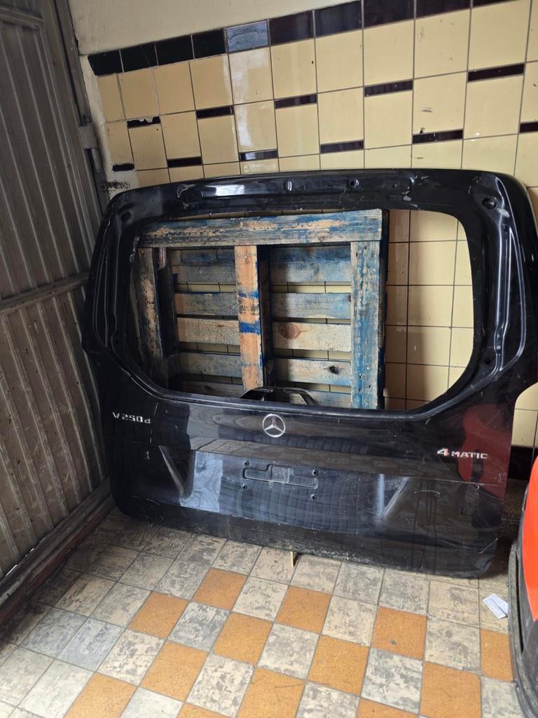 Porte hayon arriere mercedes class v 250 300 447, Autos : Pièces & Accessoires, Carrosserie & Tôlerie, Porte, Gauche, Enlèvement