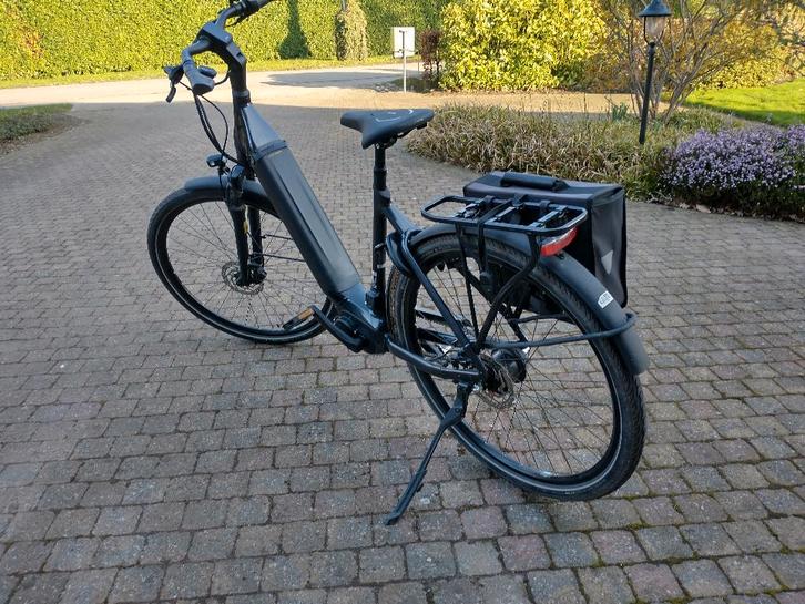 E-bike, Fietsen en Brommers, Elektrische fietsen, Zo goed als nieuw, Giant, 51 tot 55 cm, 50 km per accu of meer, Ophalen