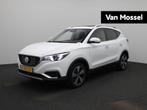 MG ZS EV Luxury 45 kWh | Leder | Navi | Panoramadak | Apple, Auto's, MG, 45 kWh, Gebruikt, Parkeersensor, ZS