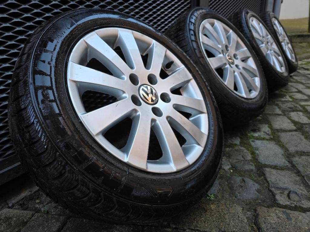 Originele 16'' VW PASSAT HIGHLINE VELGEN +Banden–Golf/Touran, Autos : Pièces & Accessoires, Pneus & Jantes, Pneus et Jantes, Pneus hiver