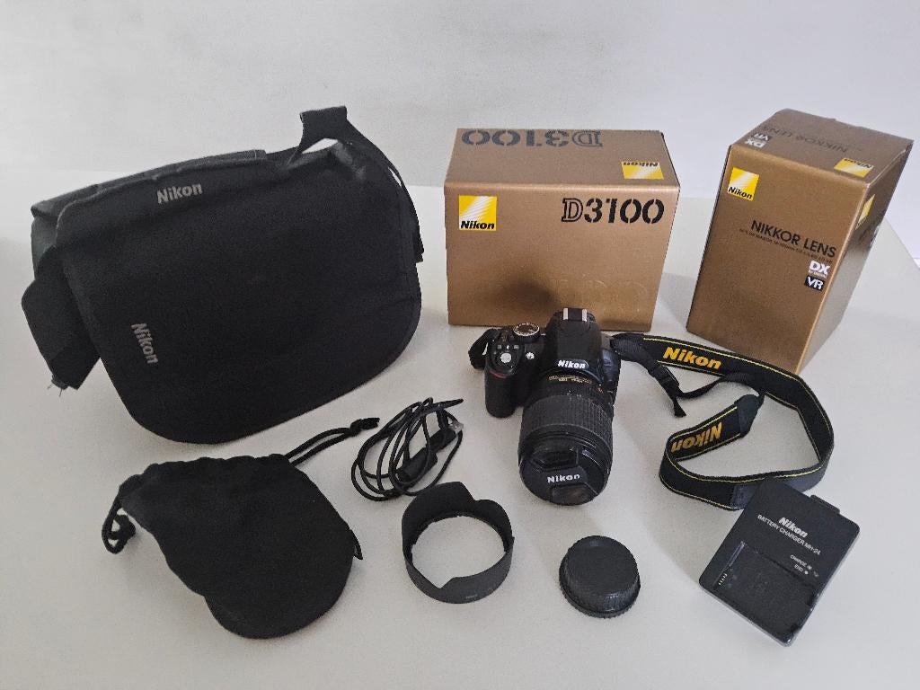 Nikon camera D3100 + lens, Ophalen, Zo goed als nieuw, Nikon