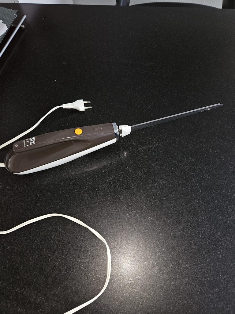 Eletrisch keukenmes/broodmes /vleesmes SEB, heel goede staat, Enlèvement ou Envoi, Comme neuf