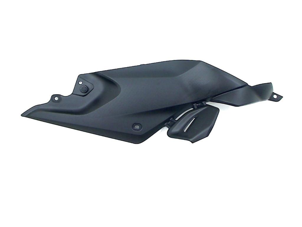 CADRE DE COUVERTURE CADRE DROIT BMW (8534274), Motos, Dhr. S. di Majo, Utilisé, Info@cama-motorparts.nl, P.J. Troelstraweg 8 8
3144 CX  MAASSLUIS, NL