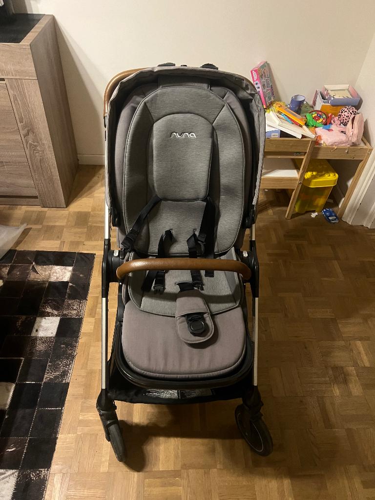 Nuna kinderbuggy, Kinderen en Baby's, Buggy's, Zo goed als nieuw, Overige merken, Duomodel, Regenhoes, Verstelbare rugleuning