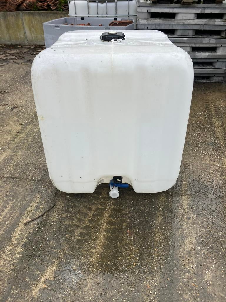 IBC 1000l, Tuin en Terras, Regentonnen, Ophalen, Kunststof, Met kraantje, 150 liter of meer