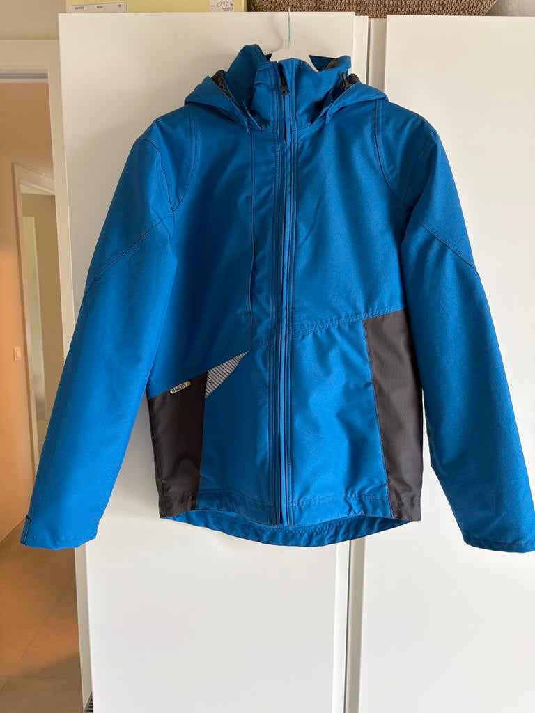 DASSY HYPER WIND- EN WATERDICHTE JAS, Caravanes & Camping, Vêtements de pluie, Comme neuf, Imperméable, Enlèvement ou Envoi