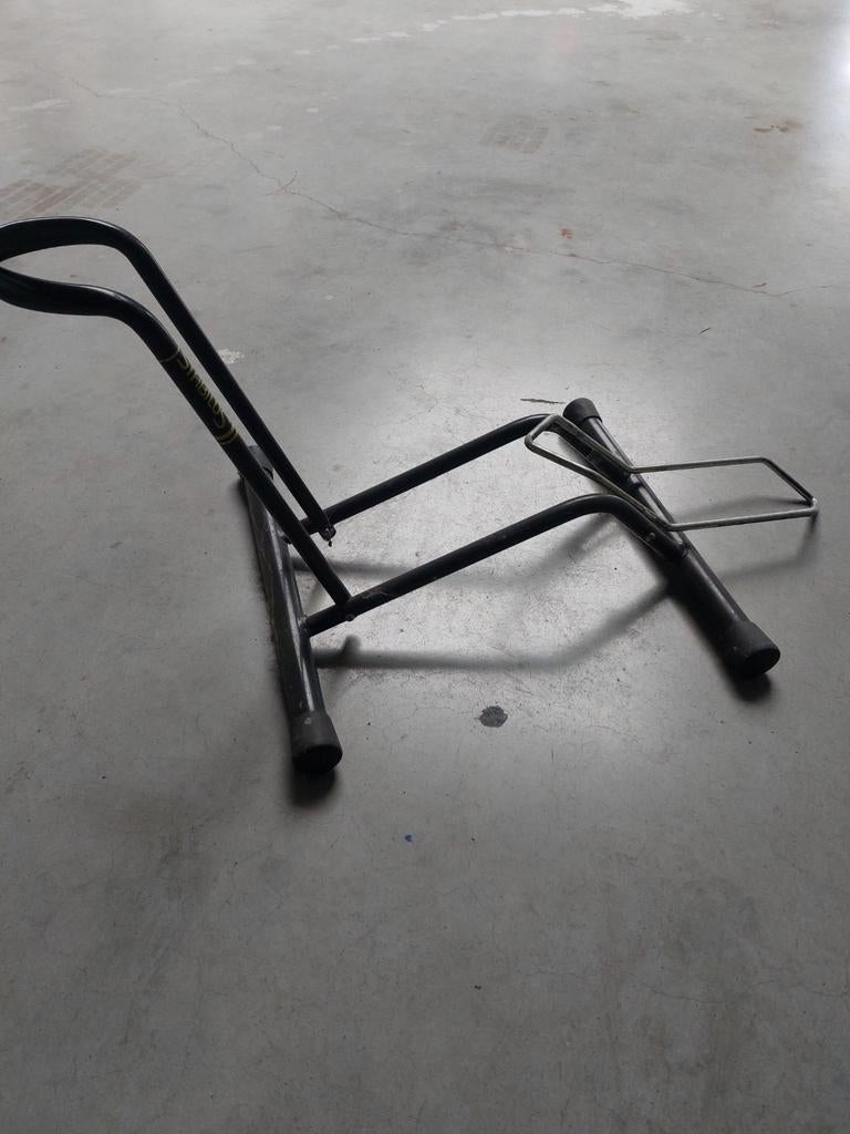 Stabilus fietsstandaard, Enlèvement