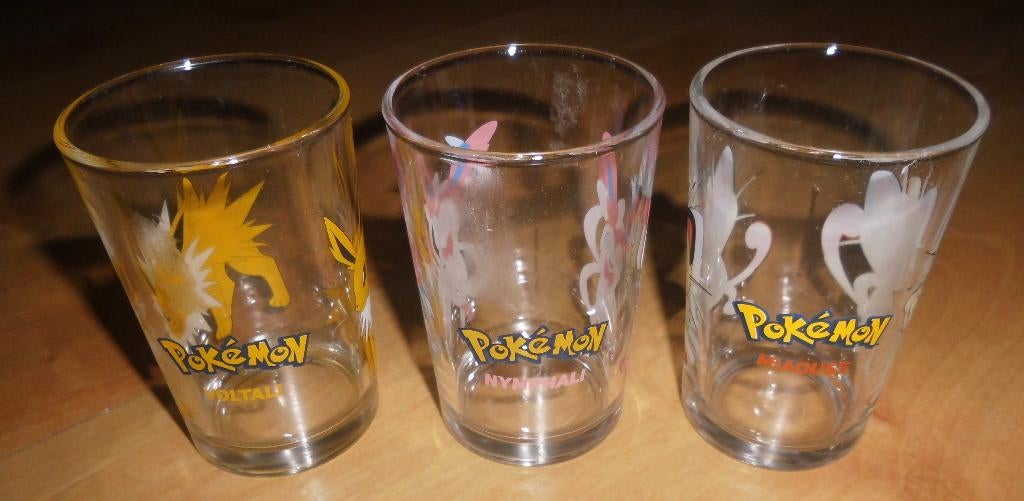 3 POKEMON-brillen: Voltali, Nymphali, Meow, Ophalen of Verzenden, Zo goed als nieuw, Overige typen