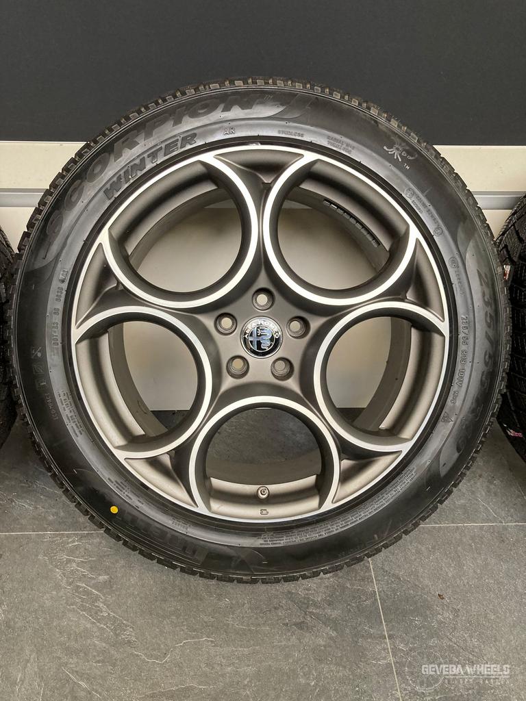 19” originele Alfa Romeo Stelvio velgen + winterbanden 5x110, 19 inch, Gebruikt, -, -