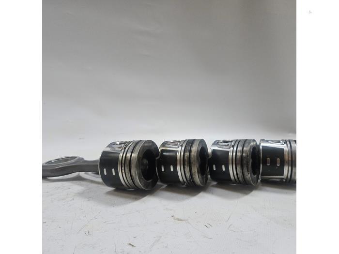 Piston d'un Ford Fiesta, Autos : Pièces & Accessoires, Moteurs & Accessoires, Ford, Utilisé, 3 mois de garantie, Enlèvement ou Envoi