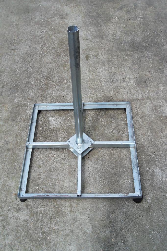 PIED de PARASOL 65x65 cm Pour dalle de béton 30x30 cm, Tuin en Terras, Ophalen, Gebruikt, Parasolvoet