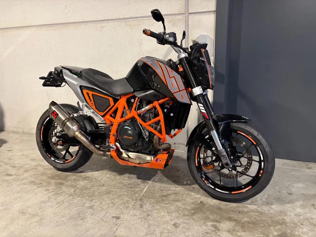 KTM Duke 690 messcherpe naked bike (bj 2013), Motoren, Bedrijf, Overig, Meer dan 35 kW, 690 cc
