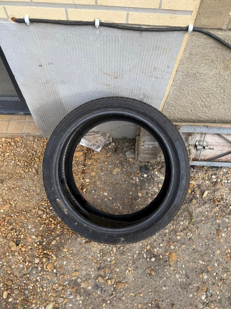 1 Pirelli Scorpion 235.40.r20 96v band, Ophalen