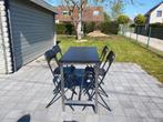 Bartafel met stoelen
