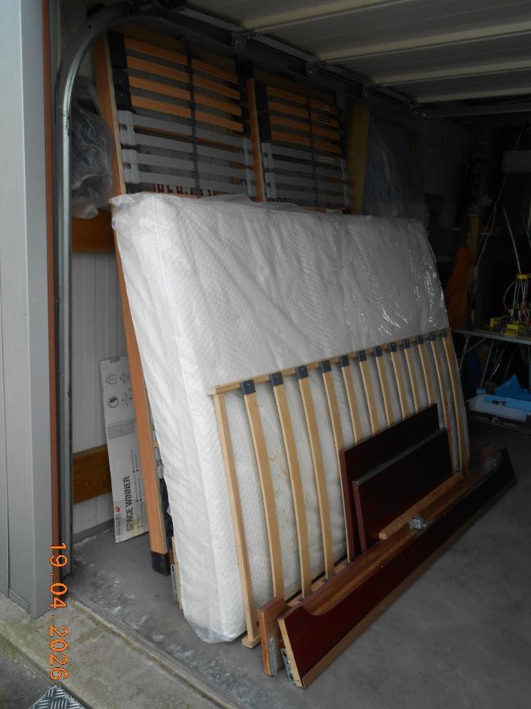 bedden, Huis en Inrichting, Slaapkamer | Bedden, Ophalen, Gebruikt, Hout