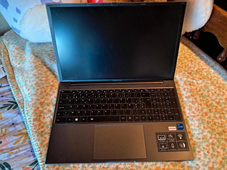 Laptop medion (kopen of RUILEN!! lees descriptie), Informatique & Logiciels, Ordinateurs portables Windows, 16 pouces, SSD, Enlèvement ou Envoi