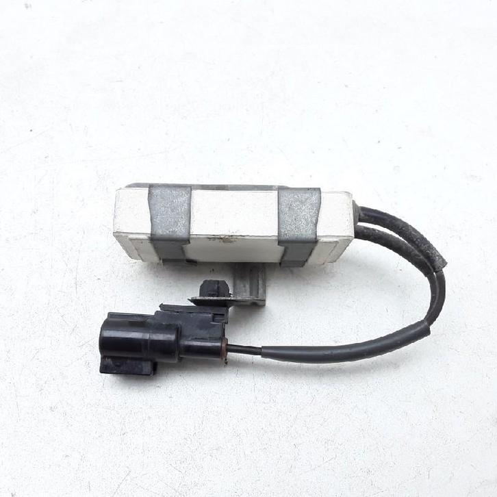 KOELVINWEERSTAND Toyota Yaris II (P9) (|2468106110|), Auto-onderdelen, Airco en Verwarming, Toyota, Gebruikt