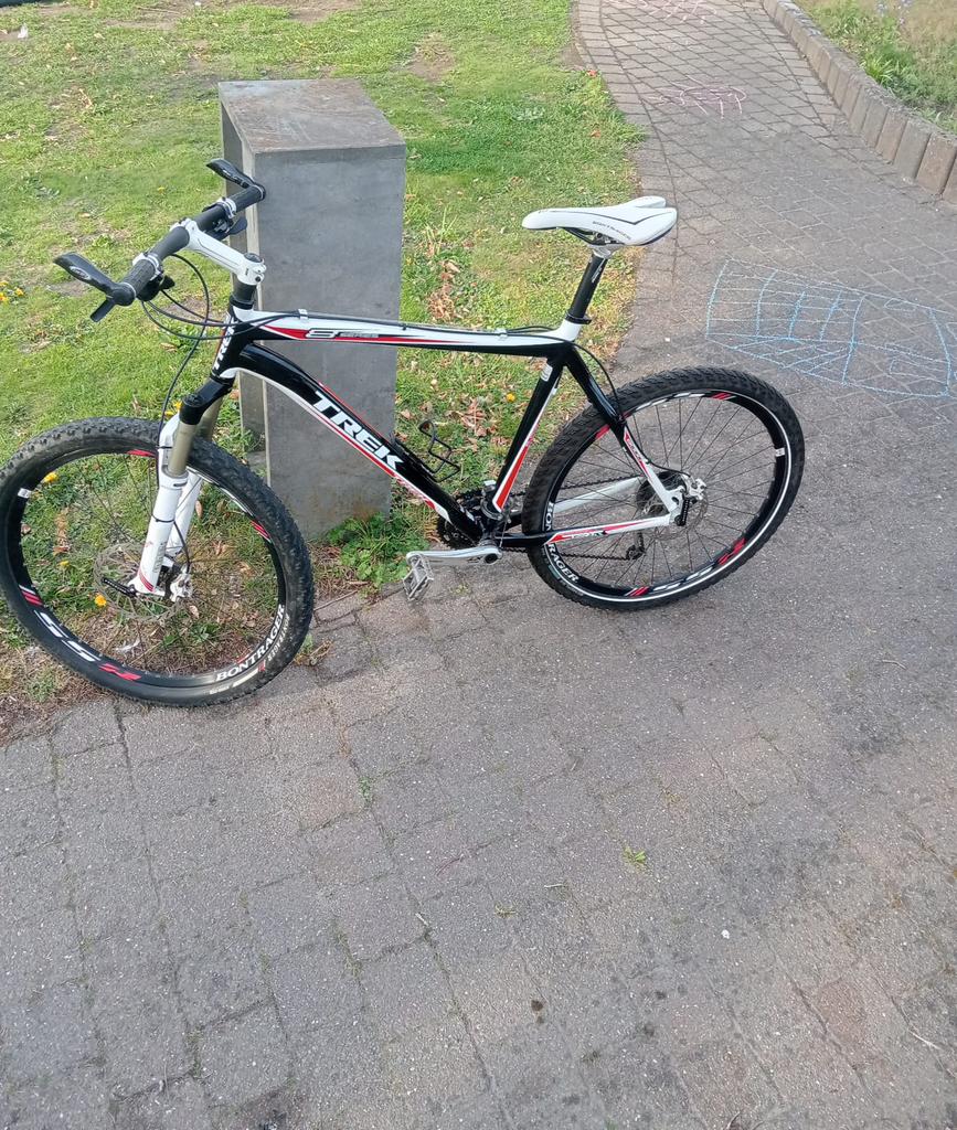 Trek 8 series, Fietsen en Brommers, Fietsen | Mountainbikes en ATB, Ophalen, Zo goed als nieuw, Trek