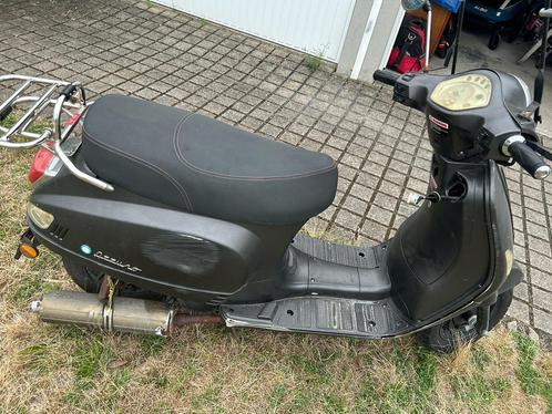 SCOOTER AZZURA 125 cc voor onderdelen, Fietsen en Brommers, Scooters | Overige merken, Gebruikt, Klasse B (45 km/u), Benzine, Ophalen