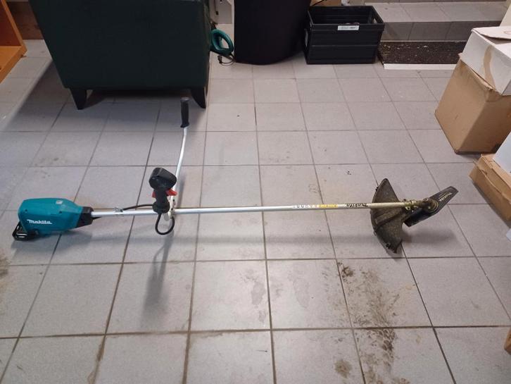 Makita draadloos tuingereedschap, Tuin en Terras, Hand-tuingereedschap, Gebruikt, Ophalen