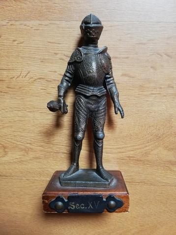 CHEVALIER ANTIQUE SEC XV (XVe siècle), Antiquités & Art, Art | Sculptures & Bois, Enlèvement ou Envoi