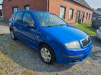 Skoda fabia 1.2 benzine weinig km rijd zeer goed, Voorwielaandrijving, 4 deurs, Stof, Blauw