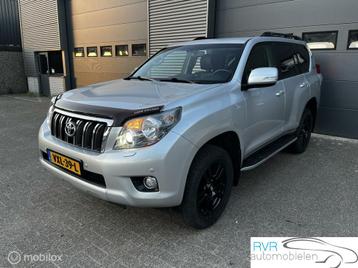 Toyota Land Cruiser 3.0 D-4D-F VX High Roof Window Van beschikbaar voor biedingen