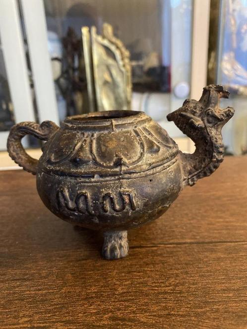 Antieke Javaanse bronzen Boeddha-draak Kundika, Antiek en Kunst, Antiek | Brons en Koper, Brons, Ophalen of Verzenden