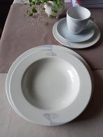 Service de repas et de café de 40 couverts, Service complet, Autres styles, Enlèvement, Porcelaine