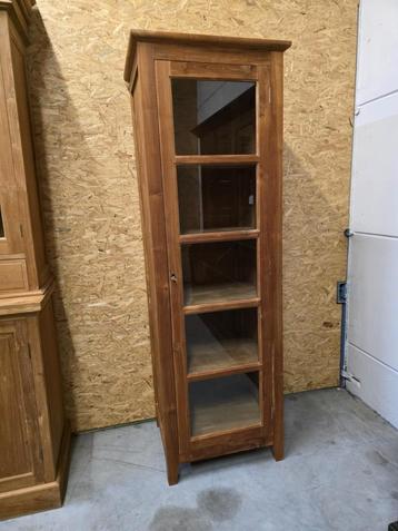Mooie teakhouten kast 65breed en 195 hoog beschikbaar voor biedingen