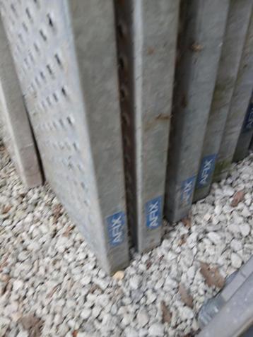 25 gegalvaniseerde  AFIX stelling loopplaten, Enlèvement, Utilisé
