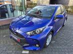 Toyota Yaris DYNAMIC 1.5HEV, Auto's, Automaat, Euro 6, Blauw, Hybride Elektrisch/Benzine