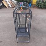 Ruime vogelkooi met boogdak – 134 cm hoog, Dieren en Toebehoren, Vogels | Hokken en Kooien, Ophalen, Gebruikt, Metaal, Vogelkooi