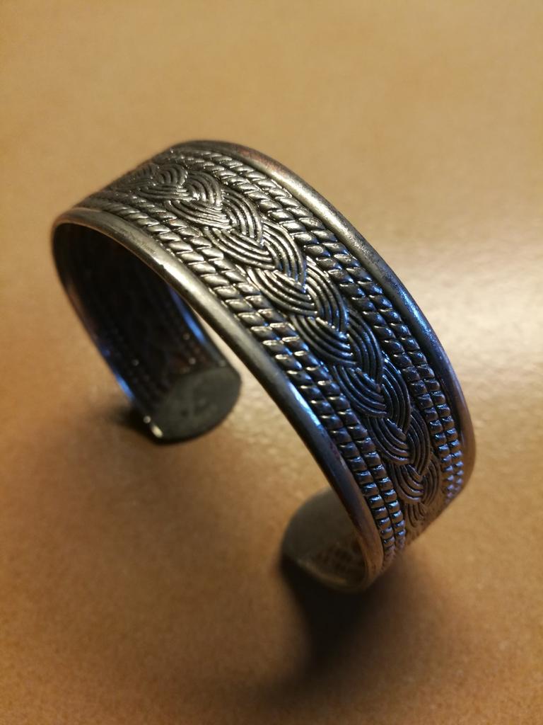 Bracelet manchette style berbère, Bijoux, Sacs & Beauté, Enlèvement ou Envoi, Comme neuf