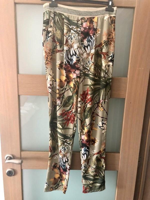 Quinze Heures Trente : harembroek rekbare taille , maat 36, Kleding | Dames, Broeken en Pantalons, Zo goed als nieuw, Maat 36 (S)