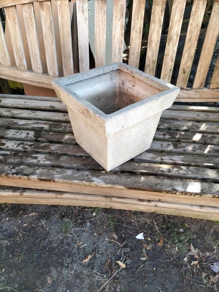 Grijze design polystone plantenbak bloembak, Tuin en Terras, Bloembakken en Plantenbakken, Zo goed als nieuw, Ophalen
