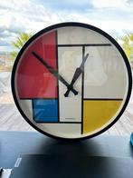 Grote moderne klok stijl Piet Mondriaan  nieuwstaat, Maison & Meubles, Accessoires pour la Maison | Décorations murale, Enlèvement ou Envoi