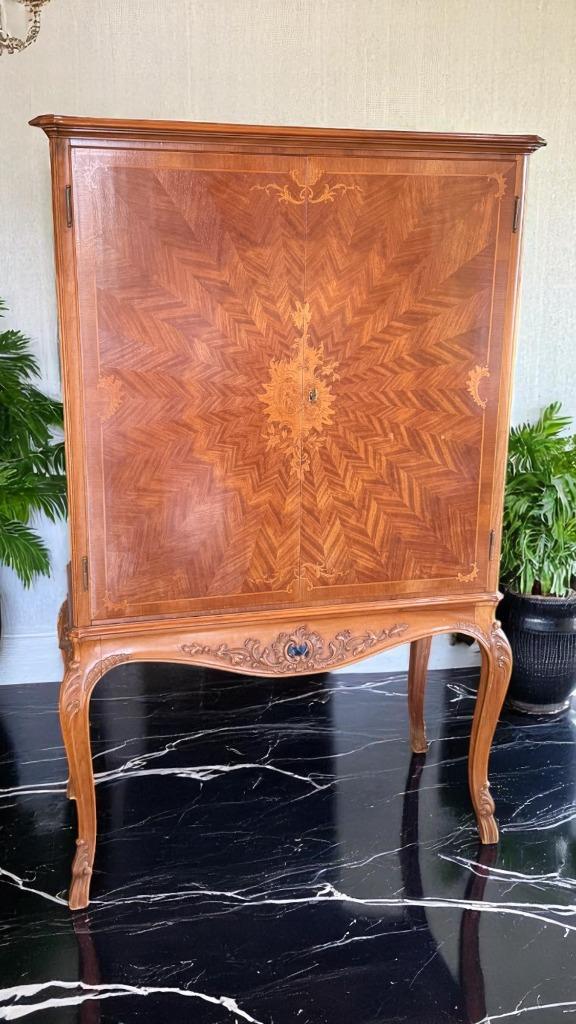 Antieke Kast uit het Huis van een Barones, Antiek en Kunst, Antiek | Meubels | Kasten, Ophalen