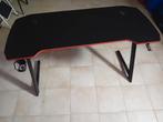 Gaming desk 140x75x60cm. met kabelgoot., Ophalen, Zo goed als nieuw