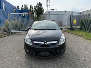 Opel Corsa / 1.2 Benzine / Euro4 beschikbaar voor biedingen