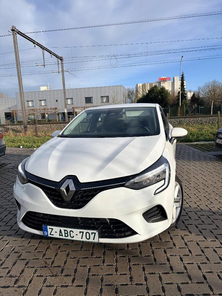 Renault Clio 1.0 tce 2021 premier propriétaire, Autos, Renault, Particulier, Clio, ABS, Airbags, Air conditionné, Bluetooth, Vitres électriques