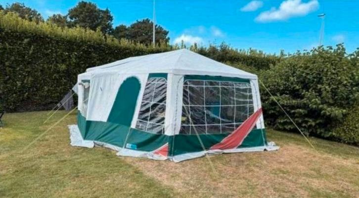 Mooie ruime Jamet Montana met voortent, bermkeuken enz.Bovag, Caravans en Kamperen, Vouwwagens, Jamet, tot en met 6, Aanwezig