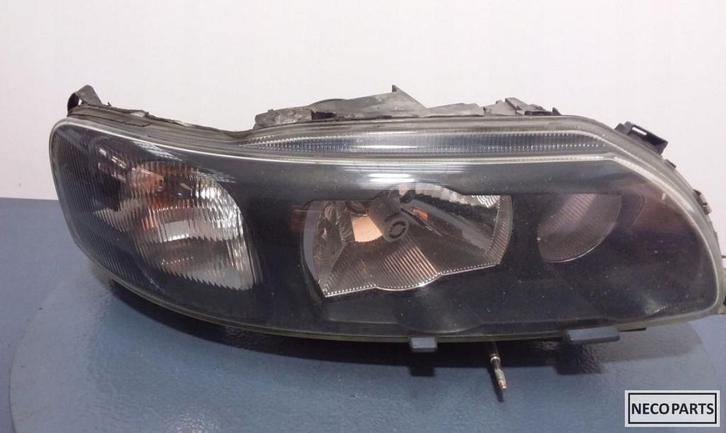 VOLVO S60 EN RECHTER KOPLAMP XENON EU 8693657 LEVERBAAR!!, Auto-onderdelen, Carrosserie, Spatbord, Volvo, Gebruikt, Ophalen of Verzenden